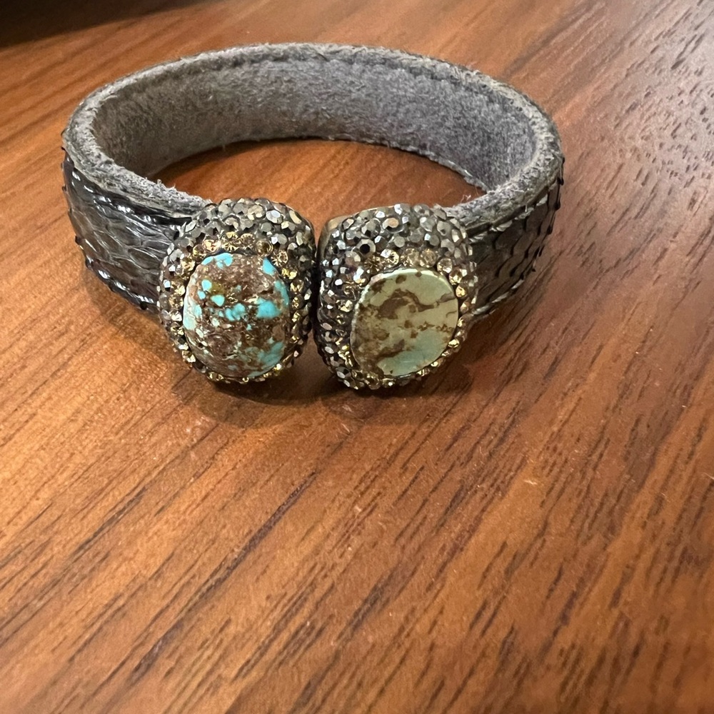Turquoise Beaded Leather bracelet